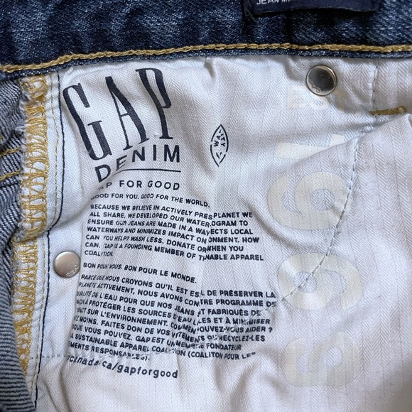 GAP 1969 Mom Jean in Dark Indigo Sz 25R - Picture 13 of 15